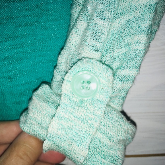 Express XS color block lightweight sweater - Picture 4 of 8